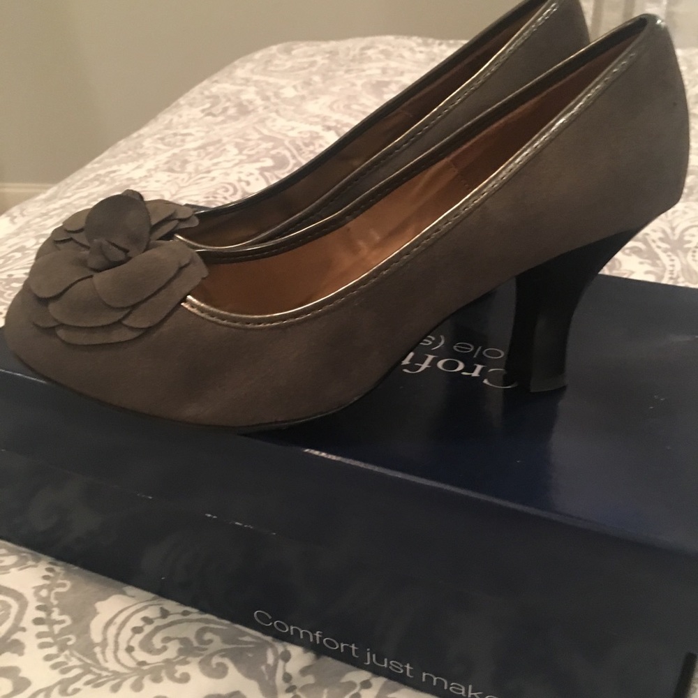 New Croft & Barrow Heels